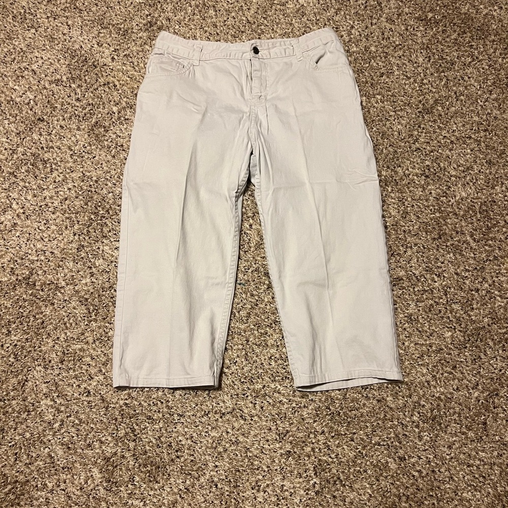 Cherokee Capri pants ❤️